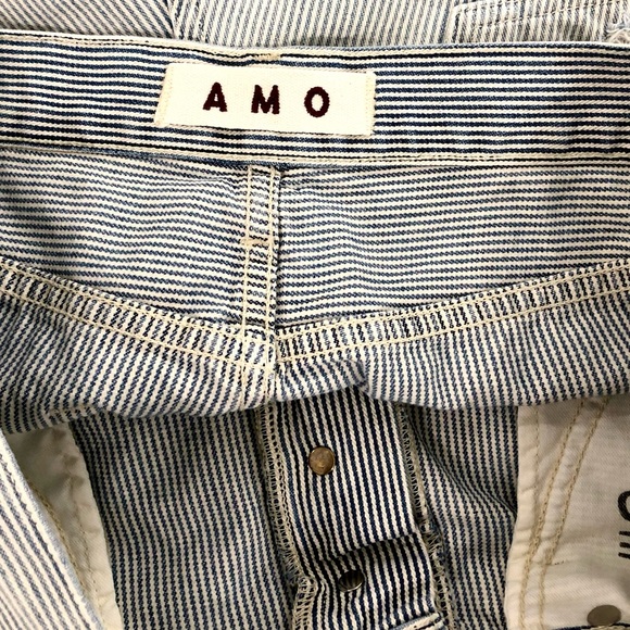 AMO Denim Tomboy Short In Ticking Stripe Wash - Picture 13 of 16